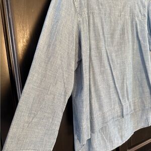 Jcrew size 12 chambray pullover button shoulder